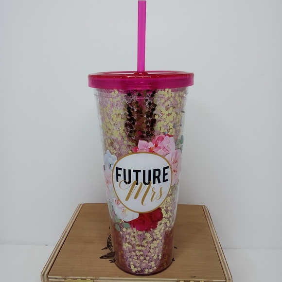 24 oz "Future Mrs" Pink Gold Sparkle Tumbler (Hard Plastic) Bride To Be Cup - Picture 1 of 6